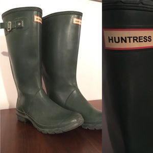 Hunter Boots, Huntress Wide Calf Model